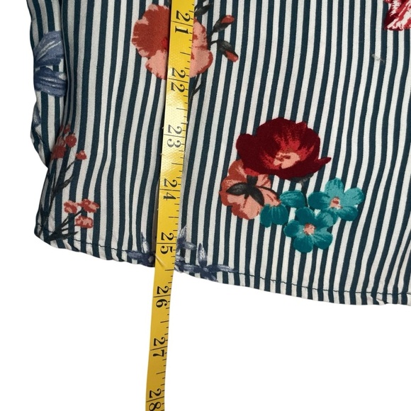 Loft Outlet Floral Blouse Button Down Shirt Size LP Stripes Collar Petite Office - Picture 8 of 10